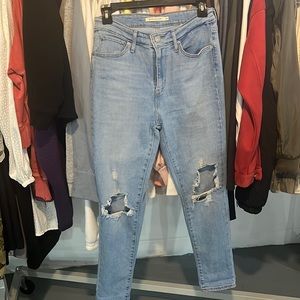 Levi’s 721 High Rise Skinny size 28